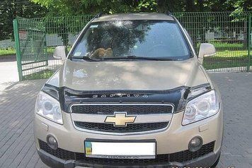 Дефлектор капоту мухобійка Chevrolet Captiva 2006-2011 6767 фото