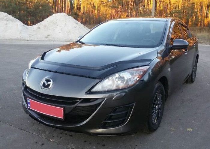 Дефлектор капота мухобойка Mazda 3 2009-2013 седан хэтчбек Евро Крепление (Vip Tuning) MZD09 310 фото