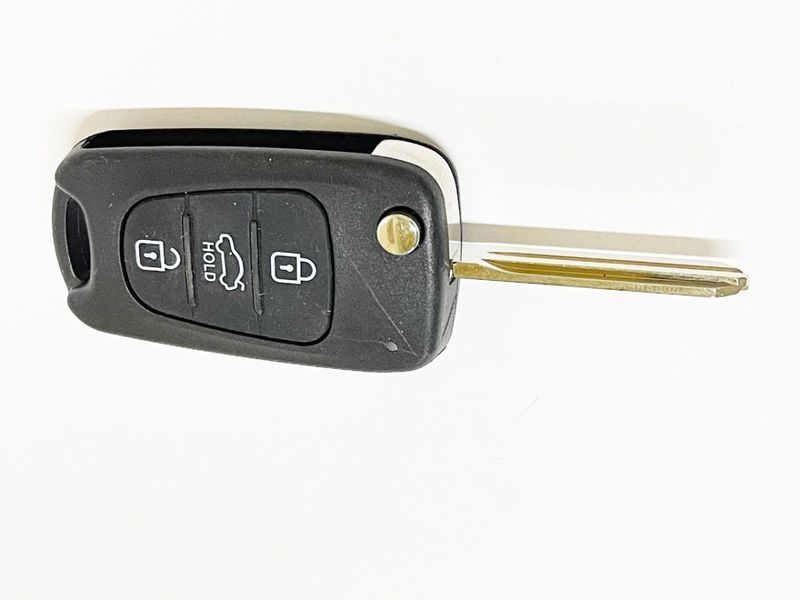 Корпус ключа дистанційного керування SPORTAGE, CEED, HYUNDAI i10, i20, i30, ix35 замками 95186 фото
