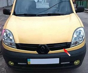 Зимова Накладка На Renault Kangoo 06-07 Решітка 3 Спиці FLY Глянець 45978 фото