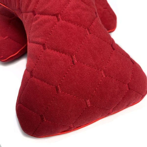 Подушка на підголовник тканина алькантара червона (2шт) 53660 фото