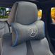 Подушка на підголівник з логотипом Mercedes-Benz Екошкіра 3D Кольоровий лого Чорний-Синій кант 1 шт 91571 фото