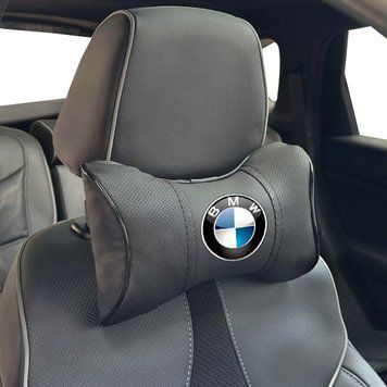 Подушка на підголівник з логотипом BMW Екошкіра 3D Кольоровий лого Чорна-Чорний кант 1 шт 60205 фото