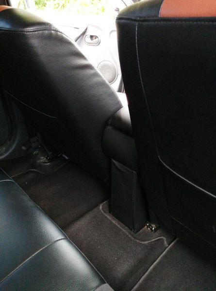 Подлокотник модельный Armrest для Renault Logan / Sandero 2004- Черный SFC_Logan_Sandero_Black фото