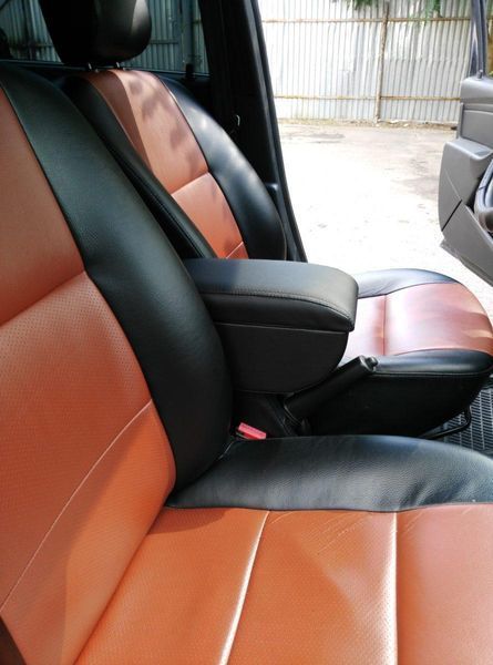 Подлокотник модельный Armrest для Renault Logan / Sandero 2004- Черный SFC_Logan_Sandero_Black фото