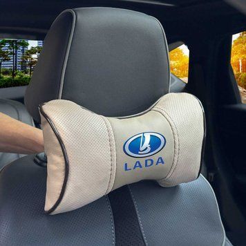 Подушка на підголівник з логотипом Lada Екошкіра 3D Кольоровий лого Бежева-Коричневий кант 1 шт 91684 фото