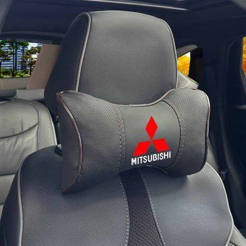 Подушка на подголовник с логотипом Mitsubishi Экокожа 3D Цветной лого Черная-Коричневый кант 1 шт 91661 фото