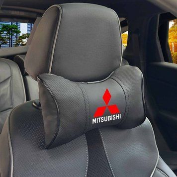 Подушка на підголівник з логотипом Mitsubishi Екошкіра 3D Кольоровий лого Чорна-Чорний кант 1 шт 91664 фото