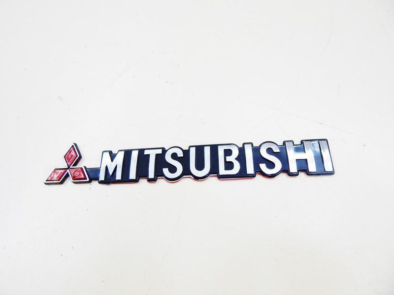 Емблема напис Mitsubishi 190х24 мм на скотчі 88443 фото