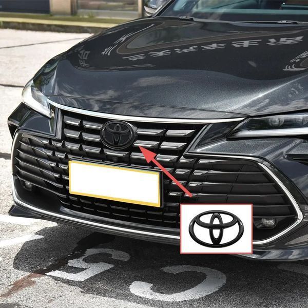 Емблема решітки, задня TOYOTA чорна 130х90 мм пластик (на скотчі) 95897 фото
