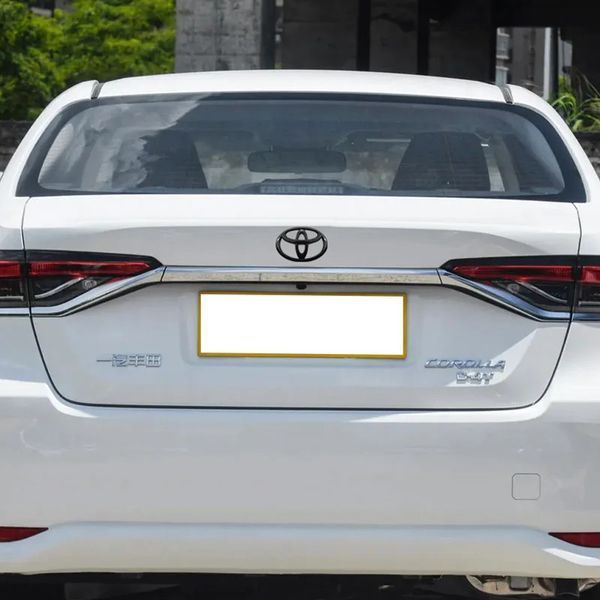 Емблема решітки, задня TOYOTA чорна 130х90 мм пластик (на скотчі) 95897 фото