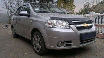 Дефлектор капоту мухобійка Chevrolet Aveo 2006-2011 3254 фото