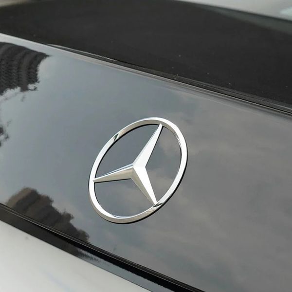 Эмблема задняя Mercedes-Benz W247 Хром 85 мм (на 3 направляющих скотч) OEM A2478170500 95533 фото