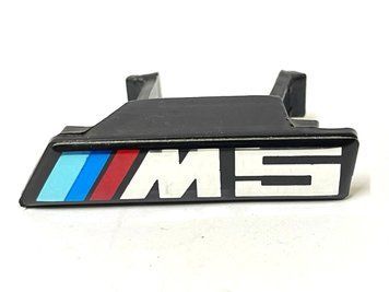 Емблема напис M5 для Bmw E39 M5 пластик 59x14 мм 90287 фото