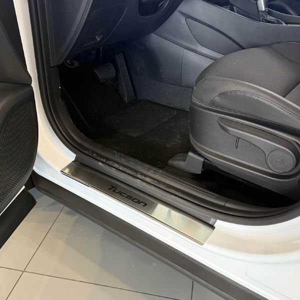 Накладки на пороги для Hyundai Tucson (NX4) 2021- Нержавейка с загибом и Логотипом 4 шт (Premium P-HY25) 96614 фото