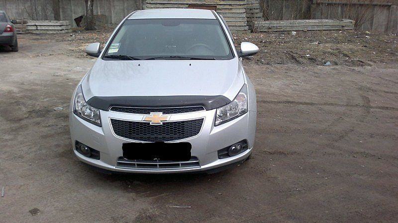 Дефлектор капоту мухобійка Chevrolet Cruze 09- 3956 фото