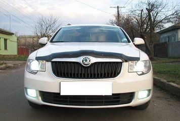 Дефлектор капота мухобойка Skoda Superb 2008-2014 7078 фото