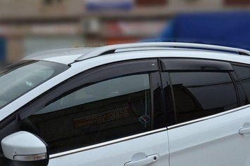 Дефлекторы окон ветровики Ford Kuga 2013- / Escape 2012- EuroStandart FE33413 фото