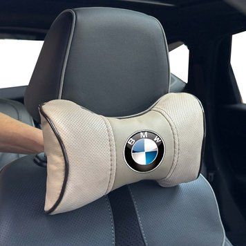 Подушка на підголовник з логотипом BMW екошкіра Бежева-Коричневий кант 1 шт 60542 фото