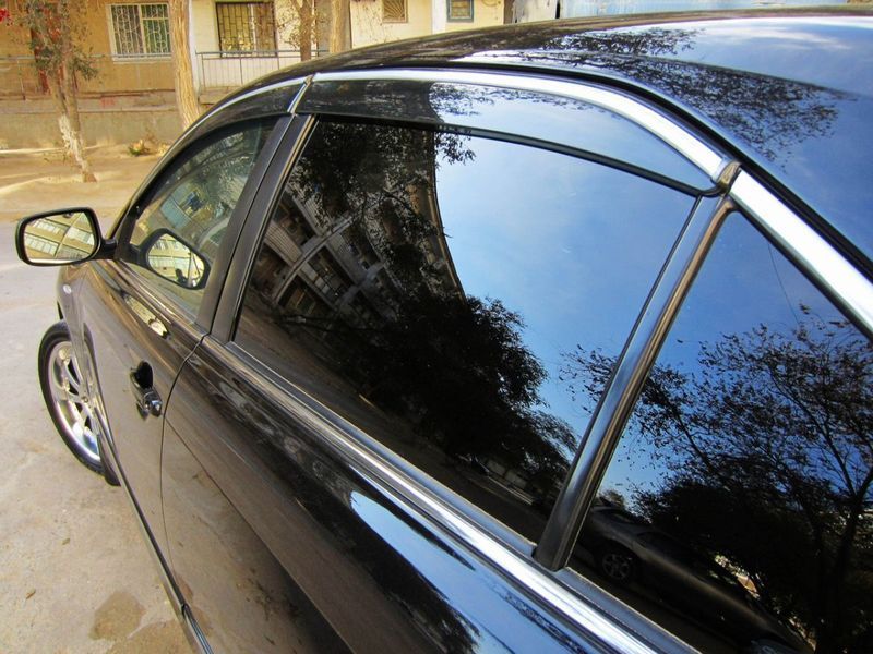 Дефлектори вікон вітровики Toyota Camry V40 2006-2011 Хром молдинг (08611-33080) TOCA5011 фото