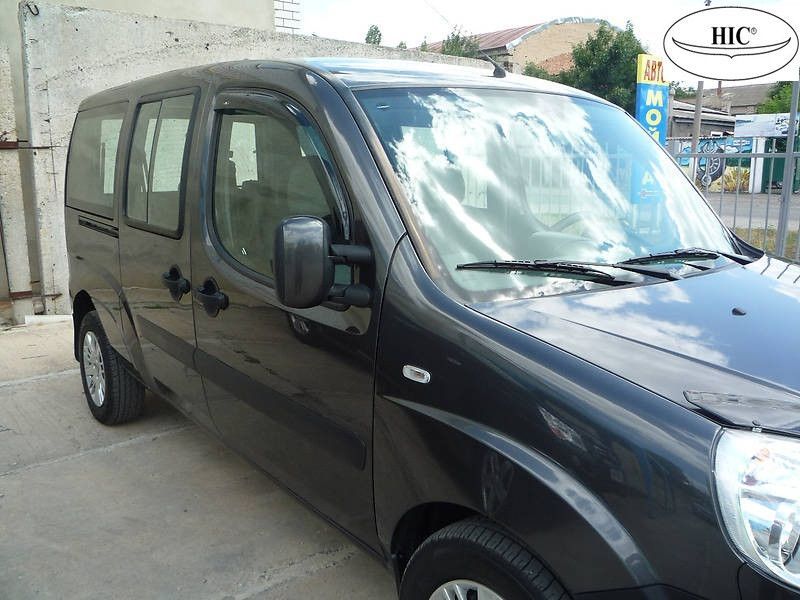 Дефлектори вікон вітровики для Fiat Doblo 2000-2010 2D-2 шт HICFI04 фото